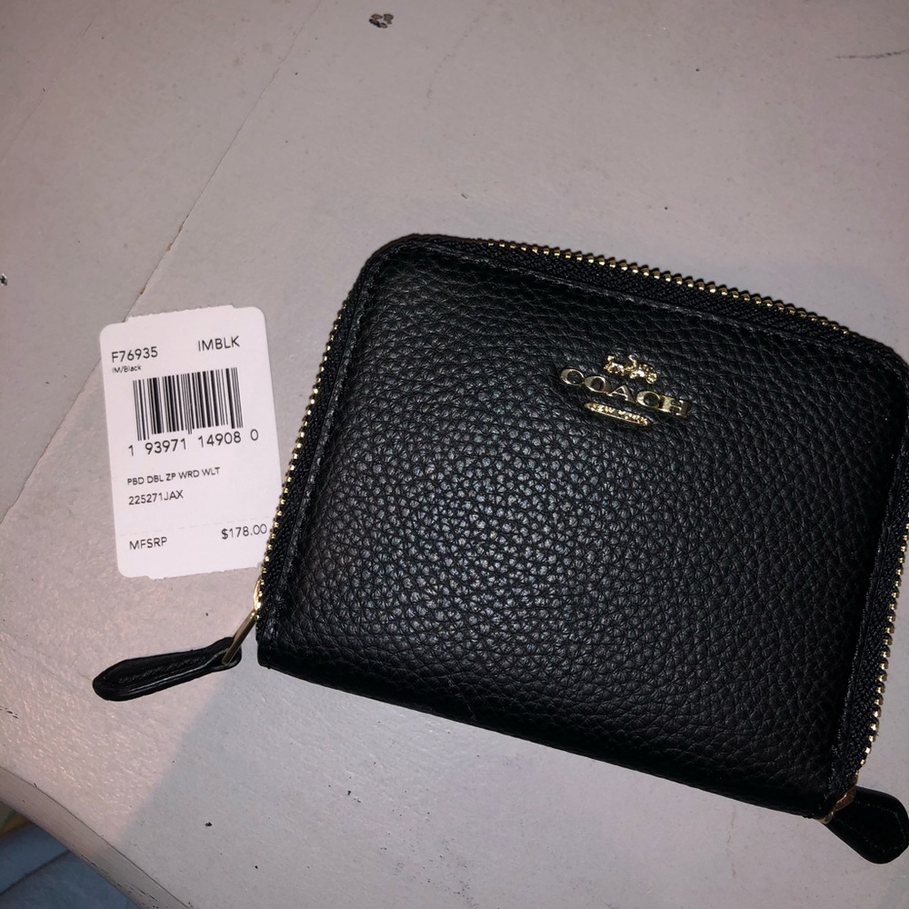 Coach Wallet (Brand new)